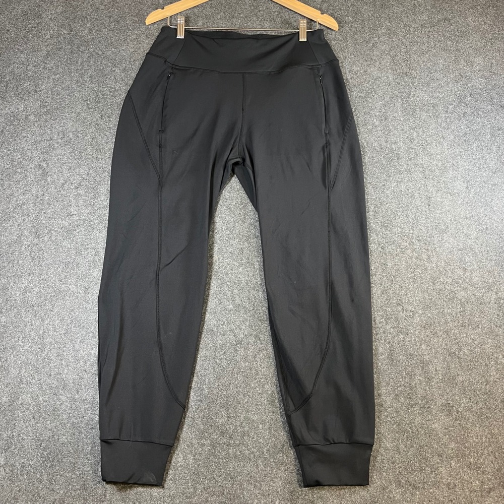 Quince Ultra-Stretch Performance Joggers Black Women Medium‎ Recycled Polyester